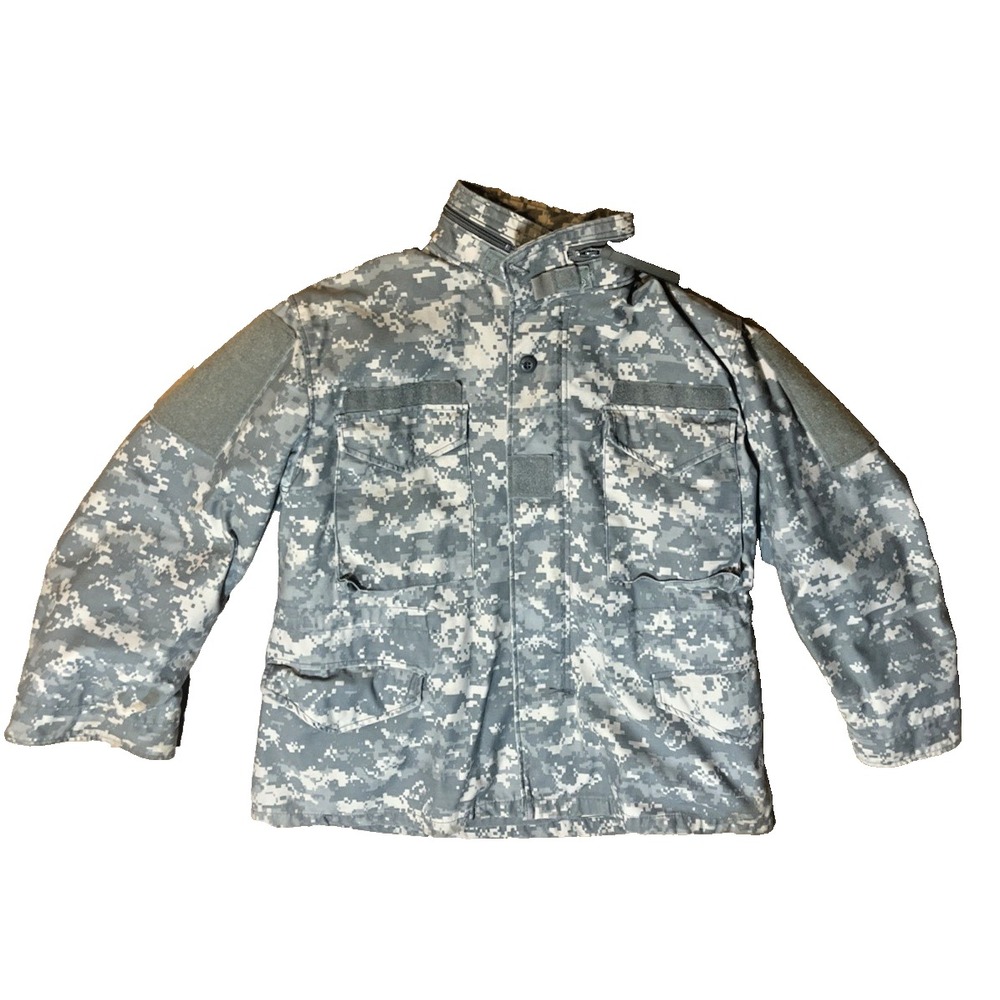 Military Cold Weather Field Jacket Coat 8415-01-521-2252 M/XShort Universal Camo